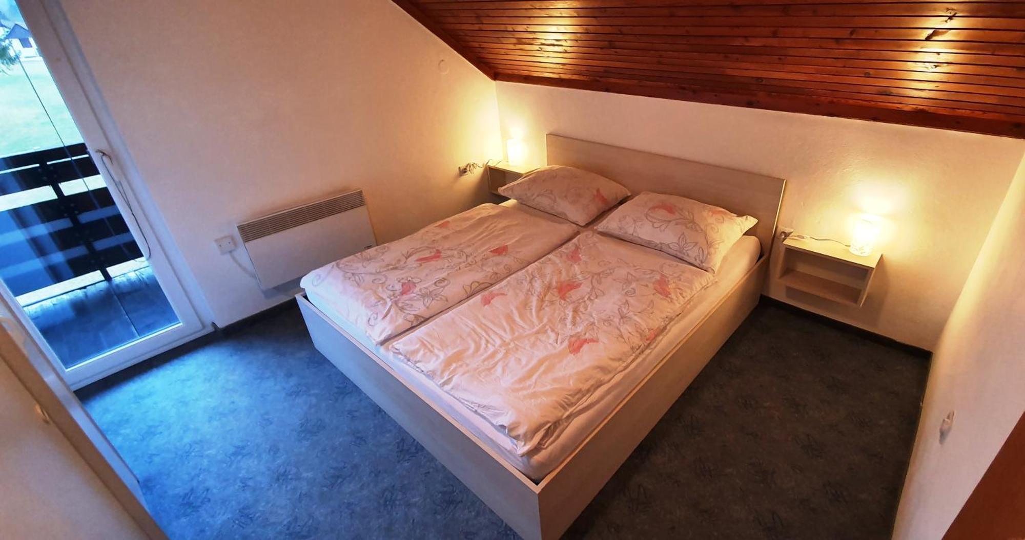 Apartments And Rooms Milena Kranjska Gora Room photo
